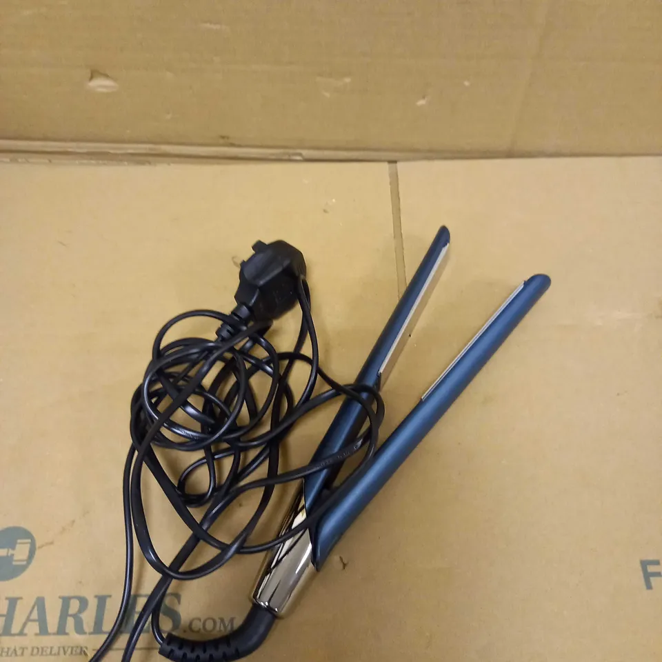 REMINGTON HAIR STRAIGHTENER 
