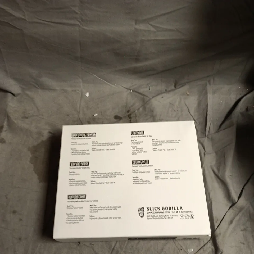 SLICK GORILLA HAIR STYLING KIT - CREAM STYLER, SEA SALT SPRAY, HAIR STYLING POWDER & TEXTURE COMB (BOXED)
