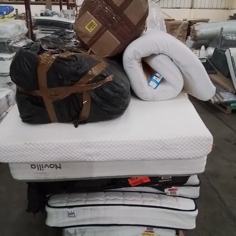 PALLET CONTAINING 8 MATTRESSES IN VARIOUS SIZES AND QUALITY