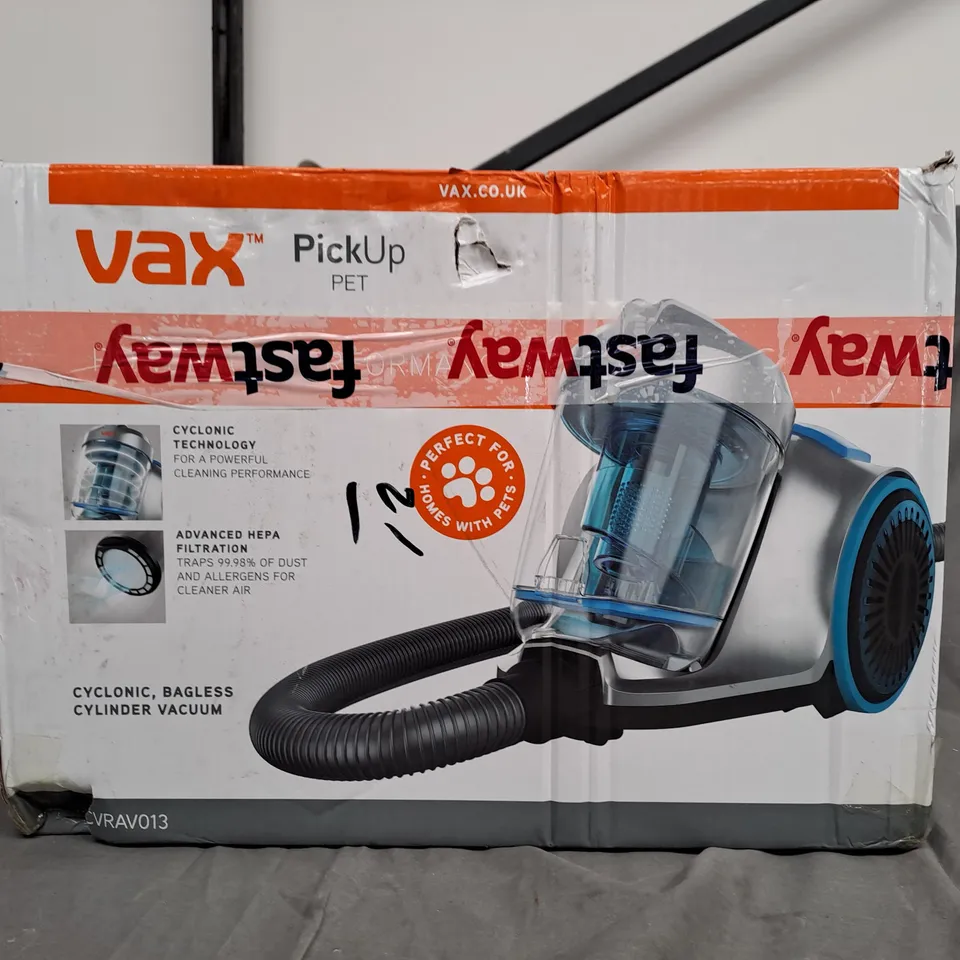 VAX PICKUP PET CYCLONIC BAGLESS VACUUM CLEANER  RRP £99.99