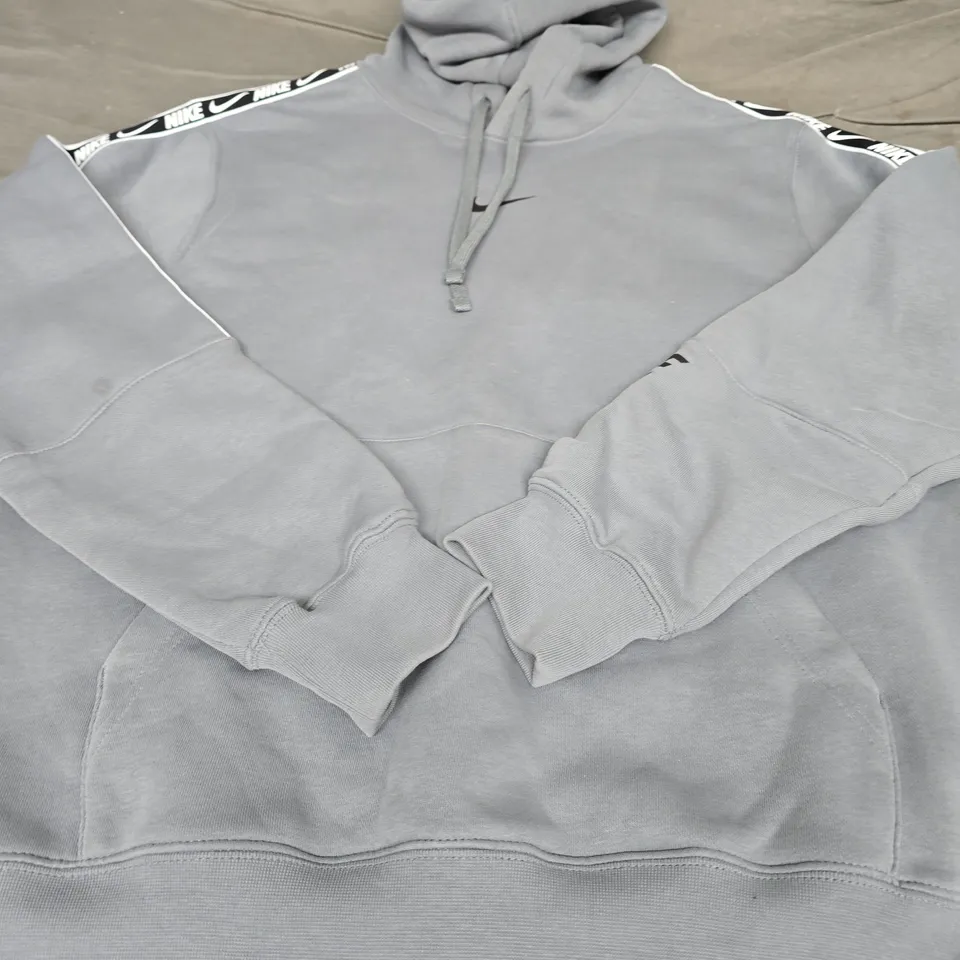 NIKE LOGO HOODIE, GREY - UK SIZE M