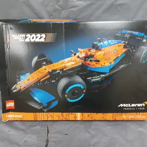 BOXED LEGO TECHNIC MCLAREN FORMULA 1 RACE CAR 2022 (42141)