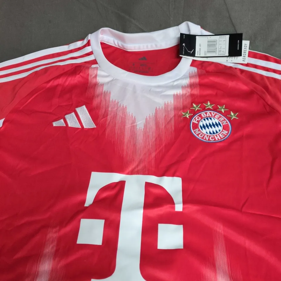 FC BAYERN MUNICH HOME SHIRT - SIZE SMALL