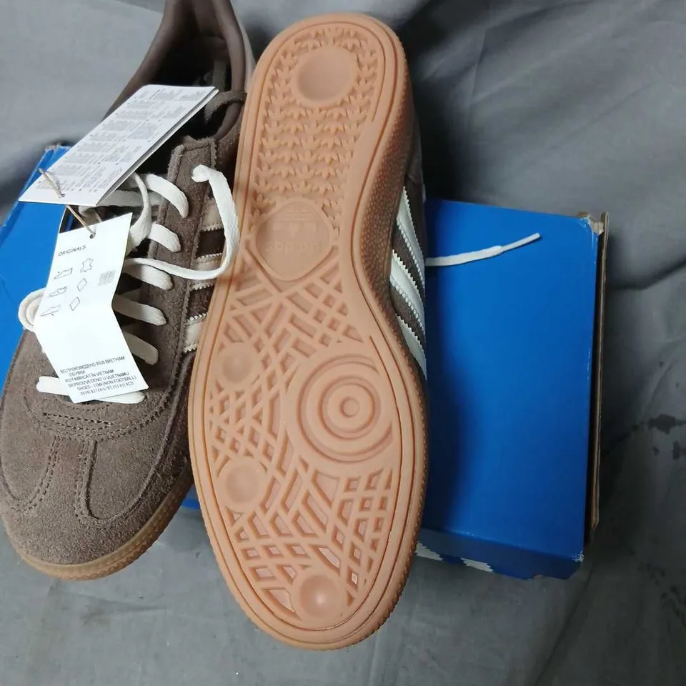 ADIDAS HANDBALL SPEZIAL W TRAINERS – BROWN SUEDE, UK 7