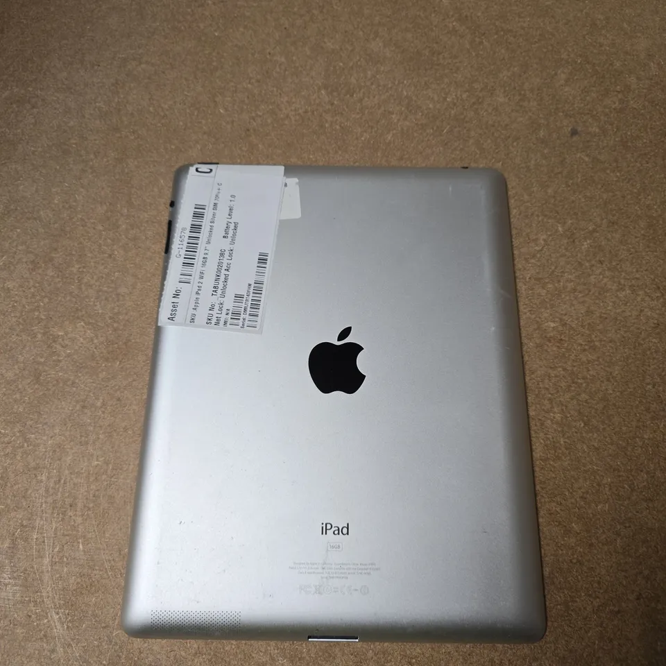 APPLE IPAD 2 TABLET - A1395