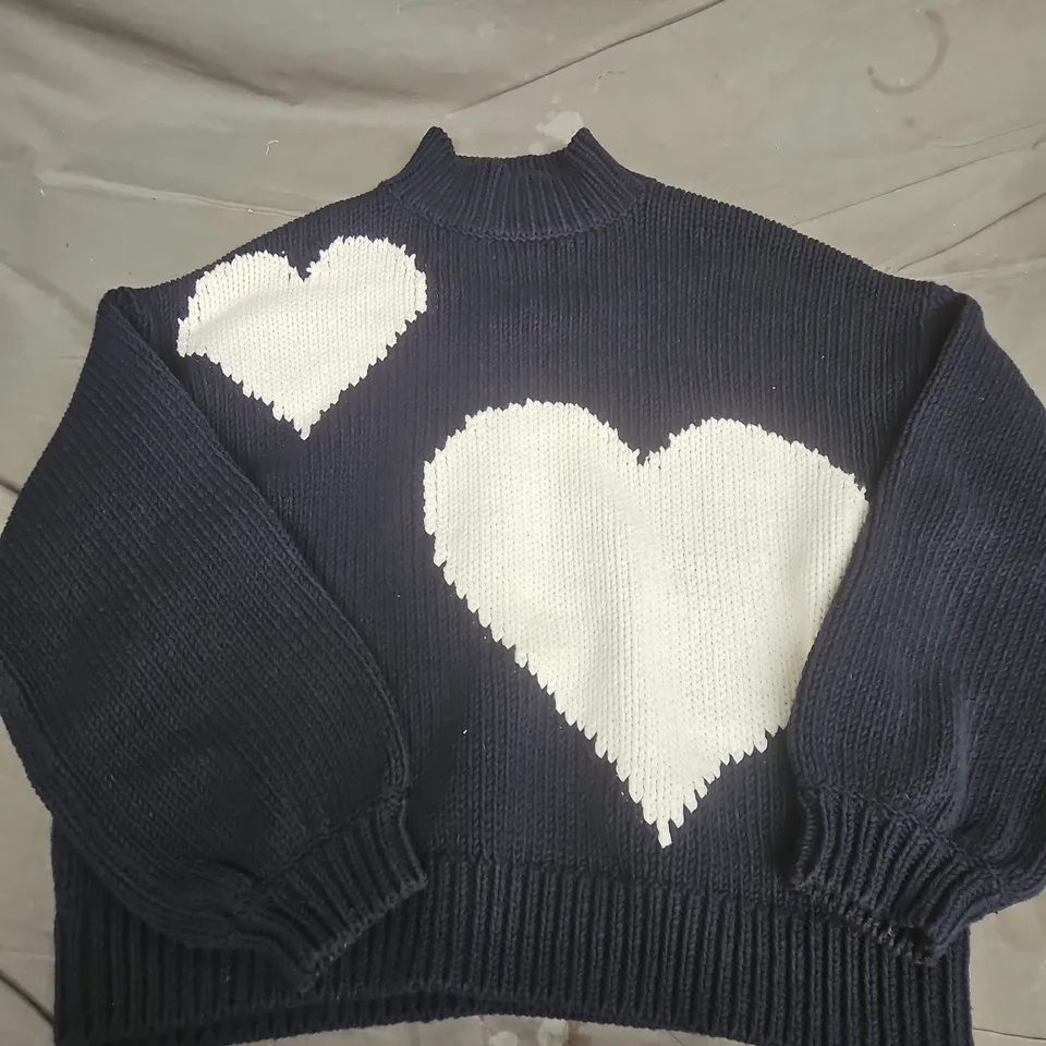 MINT VELVET NAVY KNIT JUMPER WITH WHITE HEART MOTIFS – UK SIZE L