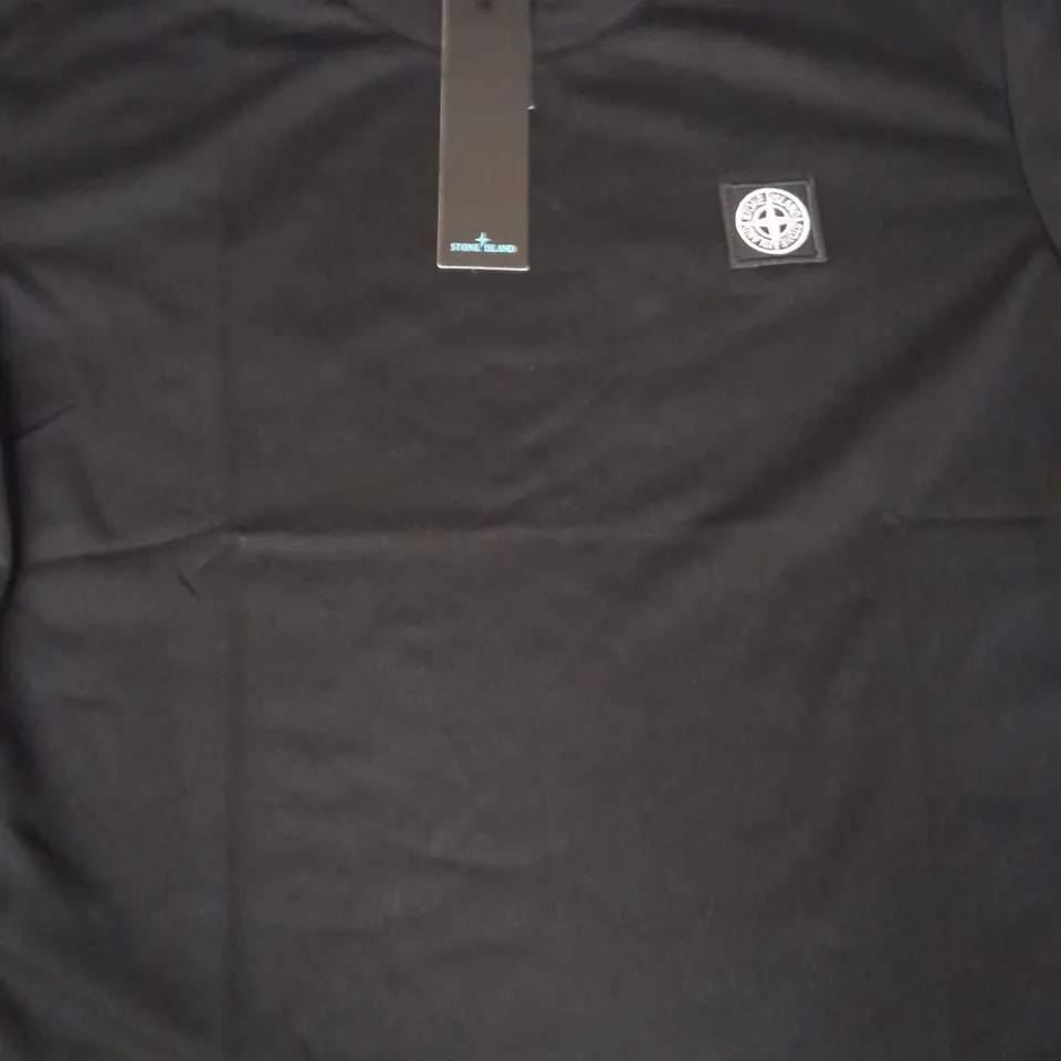 STONE ISLAND CREW-NECK T-SHIRT IN BLACK SIZE SMALL