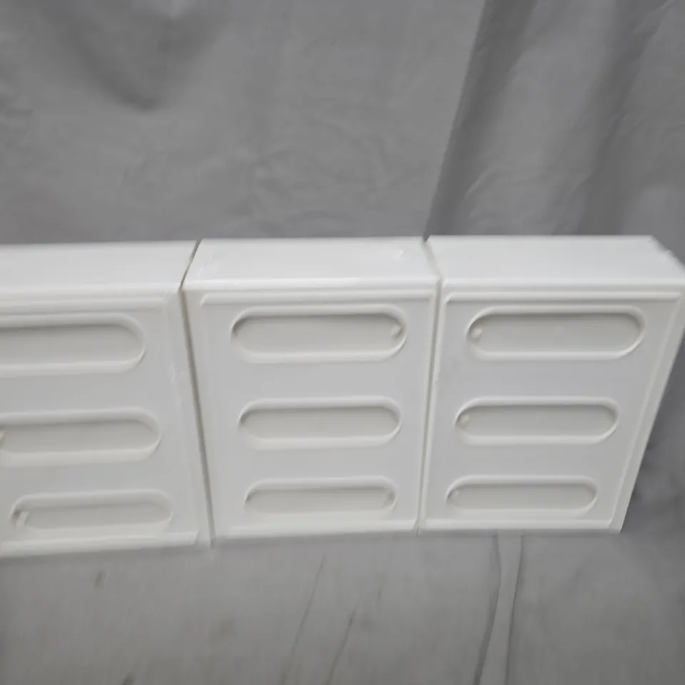 SET OF 3 WHITE PLASTIC STORAGE DRAWER UNITS