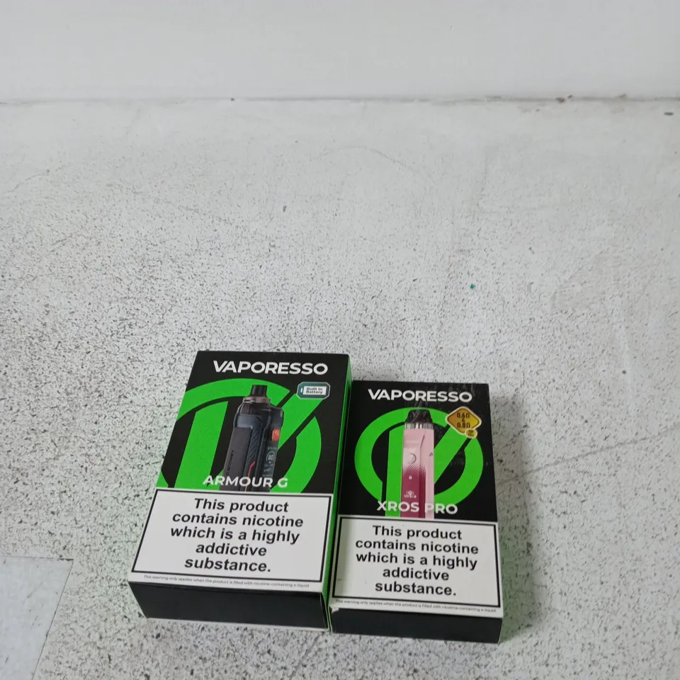 BOX OF APPROXIMATELY 30 VAPORESSO ECIGS