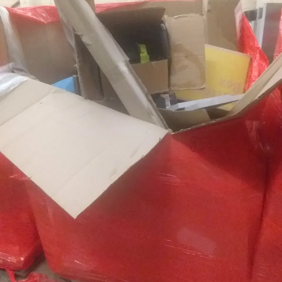 PALLET OF ASSORTED ITEMS INCLUDING PUBLIC VIDEO WALL MOUNT PUSH, BEACH TOY TABLE, PRESSURE WASHER, GARDEN UMBRELLA
