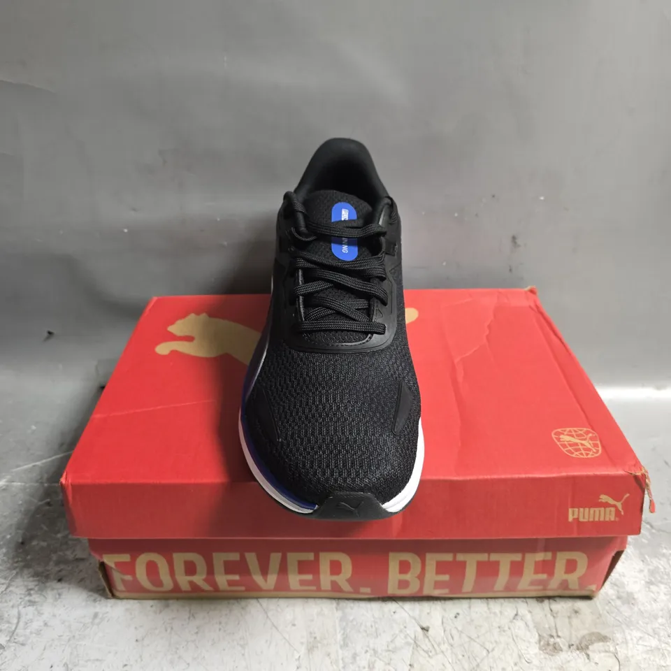 BOXED PAIR OF PUMA SKYROCKET LITE ELEVATE TRAINERS IN BLACK - UK 10