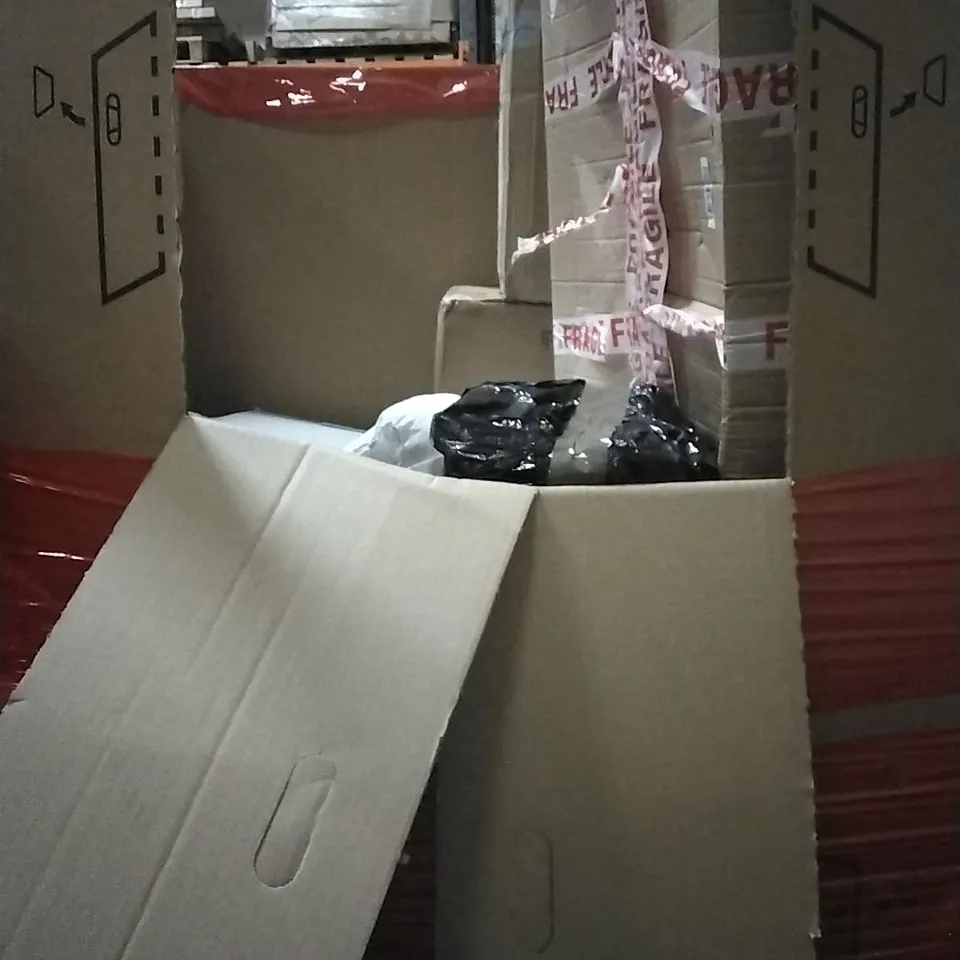 PALLET OF HOUSEHOLD ITEMS TO INCLUDE TURNTABLE SYSTEM, BAR TABLE, STEP LADDER  AND OTHER ASSORTED ITEMS...