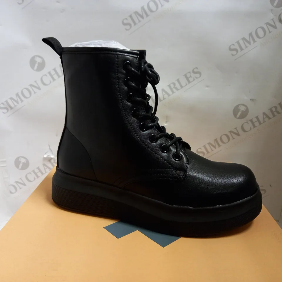 KOI VEGAN TAMREL VICE BLACK LACE UP BOOTS - SIZE 3