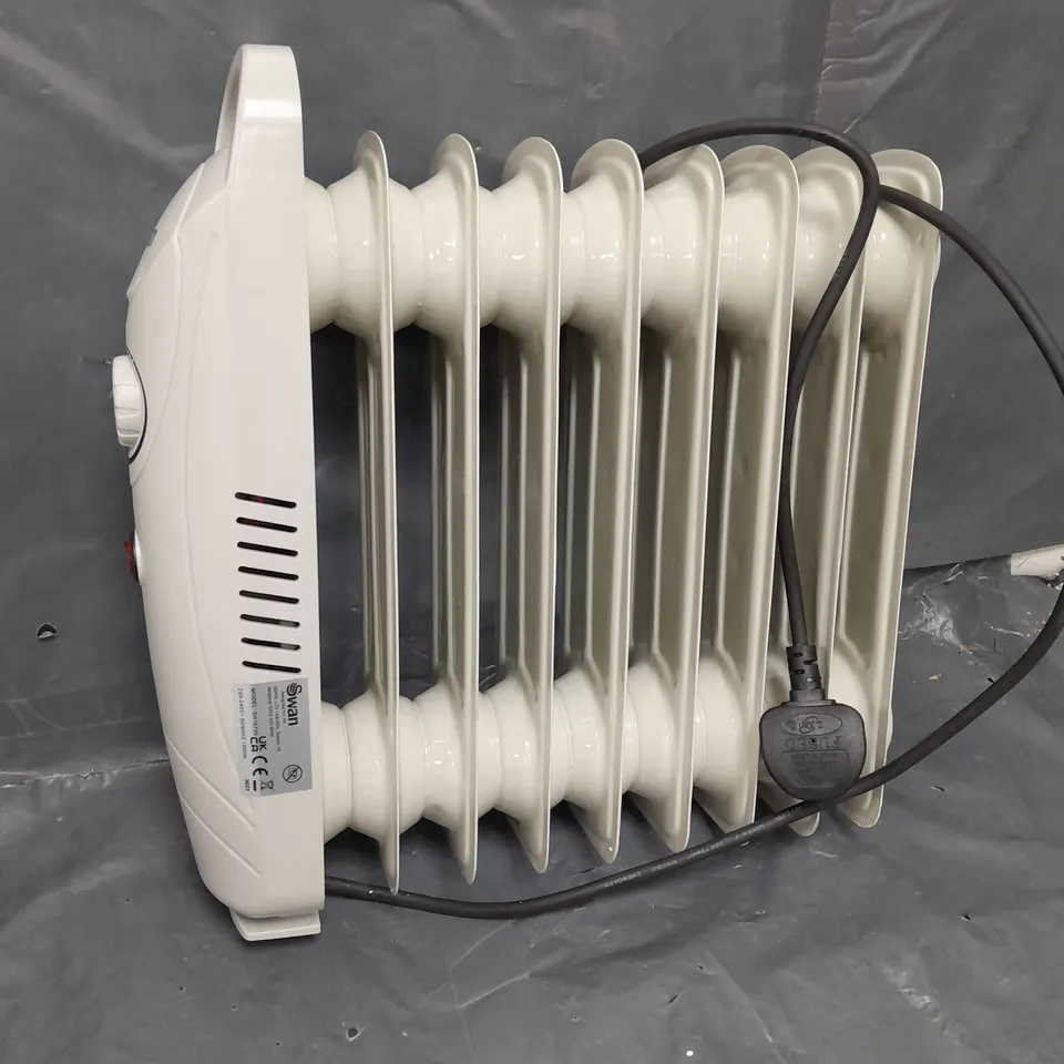 SWAN 1000W MINI OIL HEATER - WHITE RRP £29