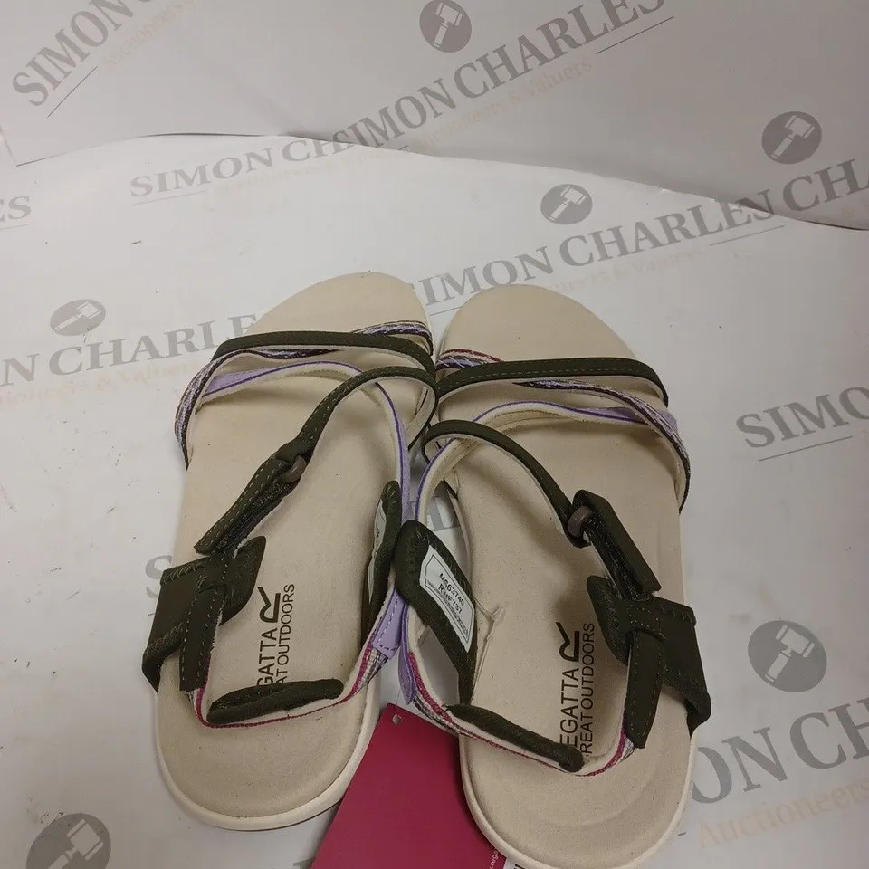 REGATTA LADY ROMA SANDALS SIZE 3
