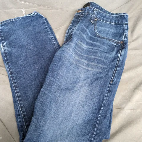 TED BAKER LONDON JEANS IN BLUE - 32R