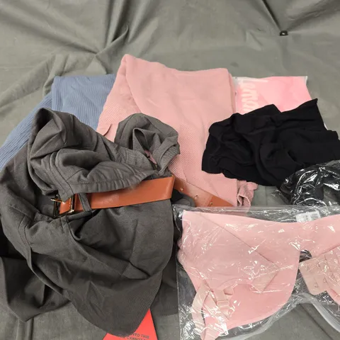 LARGE BOX OF APPROXIMATELY 20 ASSORTED CLOTHING ITEMS IN VARIOUS SIZES, STYLES AND COLOUR
