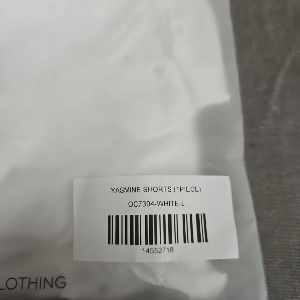 OUTCAST YASMINE SHORTS – WHITE, UK L