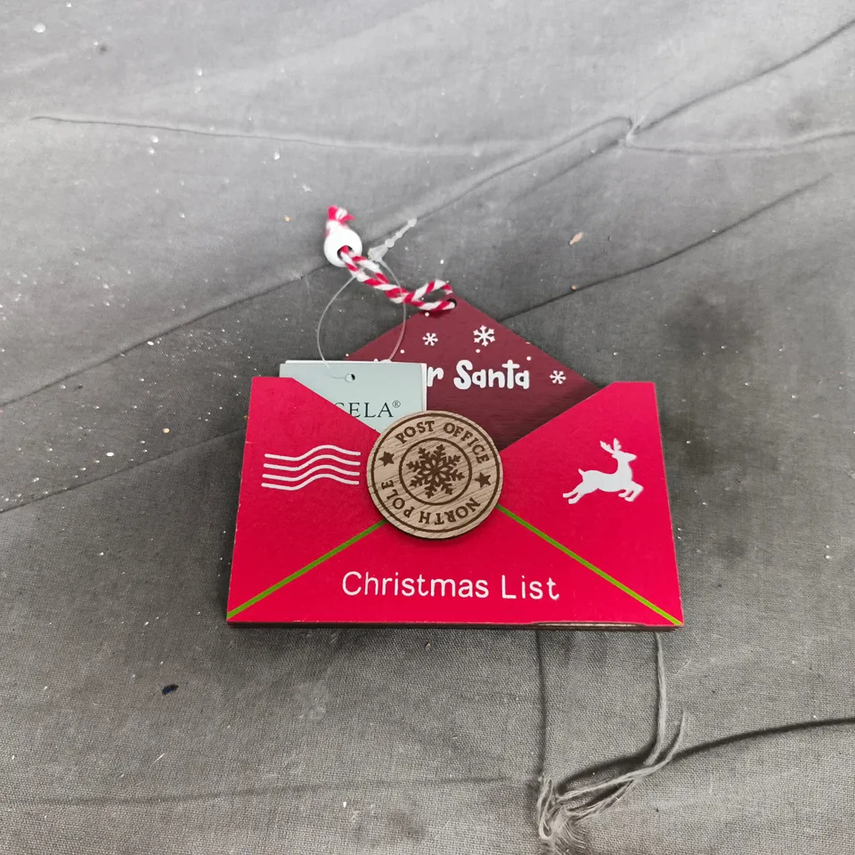 APPROXIMATELY 24 GISELA GRAHAM LONDON DEAR SANTA CHRISTMAS LIST ORNAMENTS 