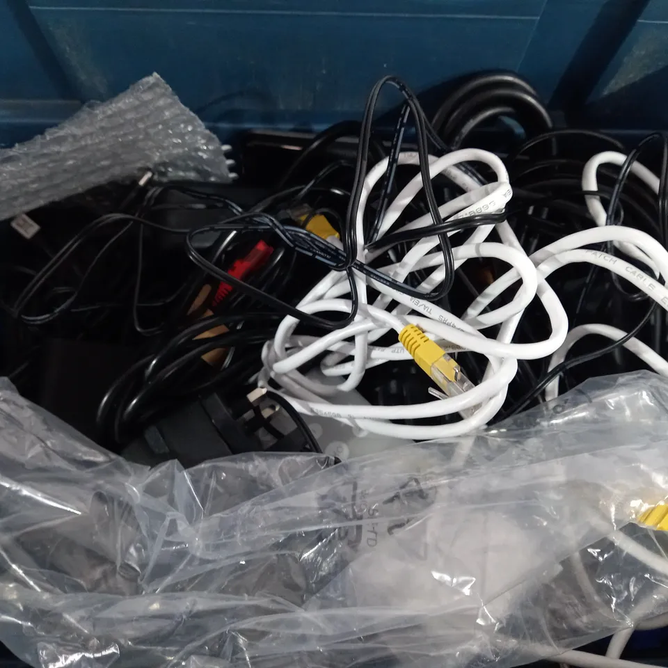 BOX OF APPROXIMATELY 5ASSORTED ITEMS TO INCLUDE - SKY REMOTE - SONY REMOTE - COMMWORX WIFI BOX ECT