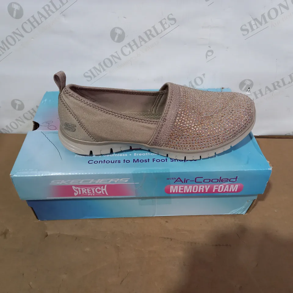 BOXED PAIR OF SKECHERS - SIZE 5