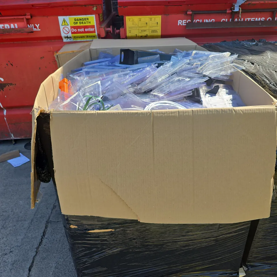 PALLET CONTAINING A LARGE QUANTITY OF ASSORTED MOBILE PHONE PACKAGING