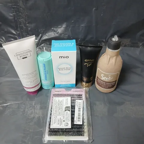 APPROXIMATEY 20 ASSORTED HEALTH AND BEAUTY PRODUCTS TO INCLUDE MIO SMOOTH MOVE BODY CREAM, FALSE LASHES AND STASH BODY LOTION