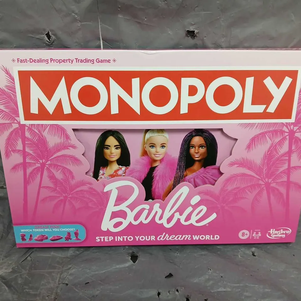 BOXED MONOPOLY BARBIE BOARD GAME  RRP £29.99