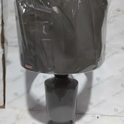 DESIGNER TABLE LAMP IN GREY WITH SHADE