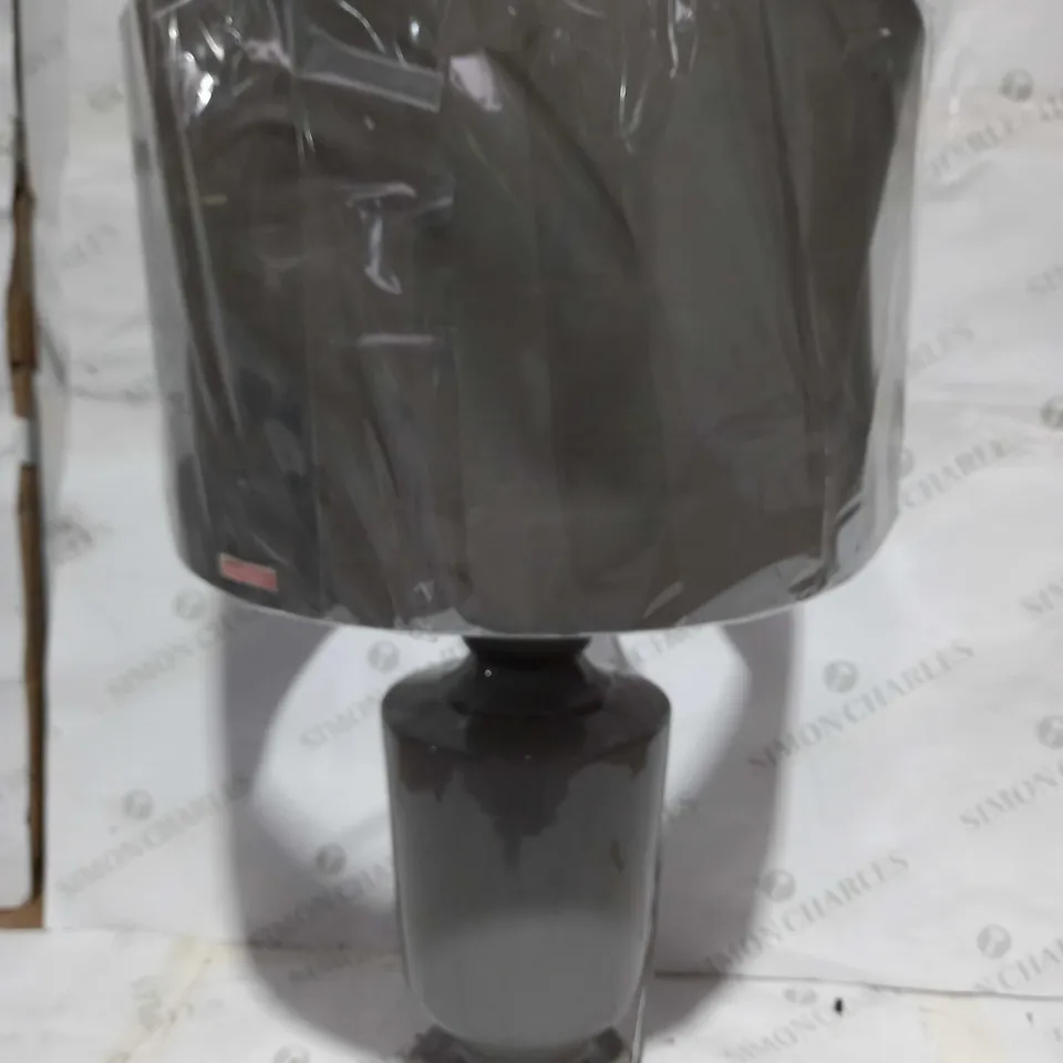 DESIGNER TABLE LAMP IN GREY WITH SHADE