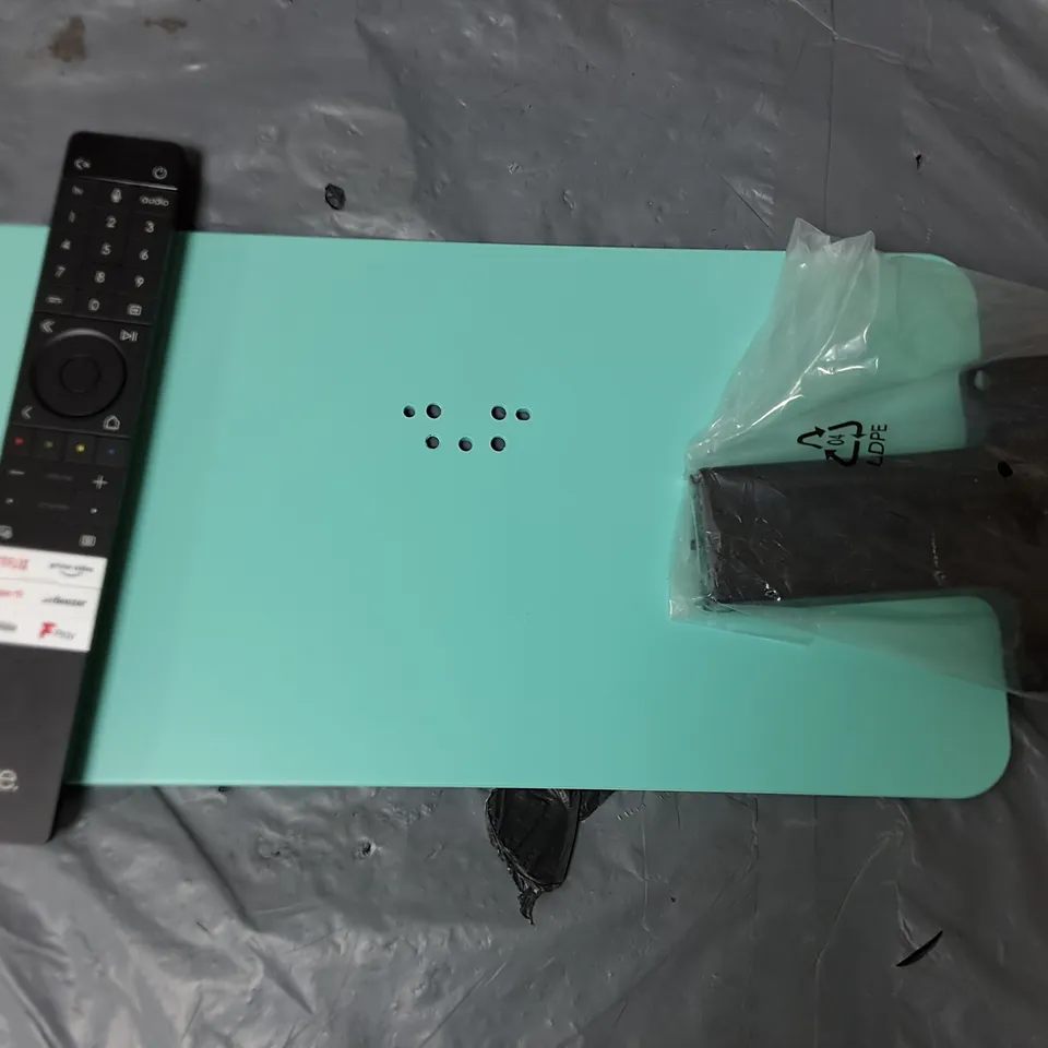 LOEWE WE 43" SEE SMART TV IN BLUE - WE.SEE43INT