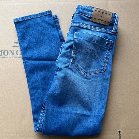 TOMMY HILFIGER BOYS JEANS SIZE 10