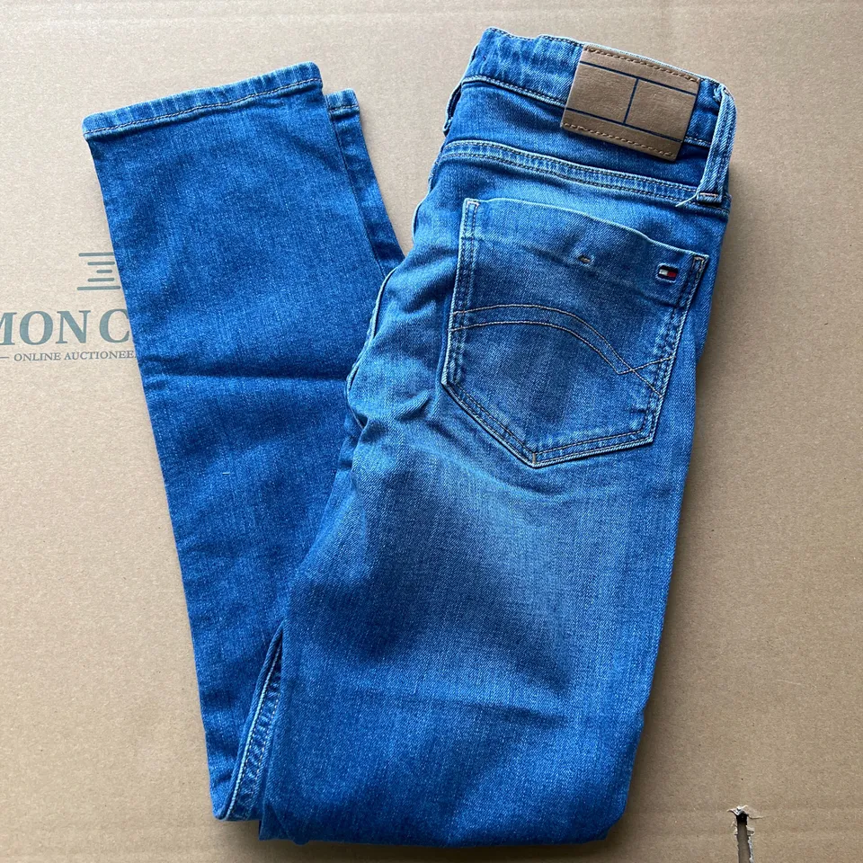 TOMMY HILFIGER BOYS JEANS SIZE 10