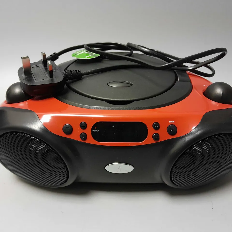 BOXED BLUETOOTH CD BOOMBOX