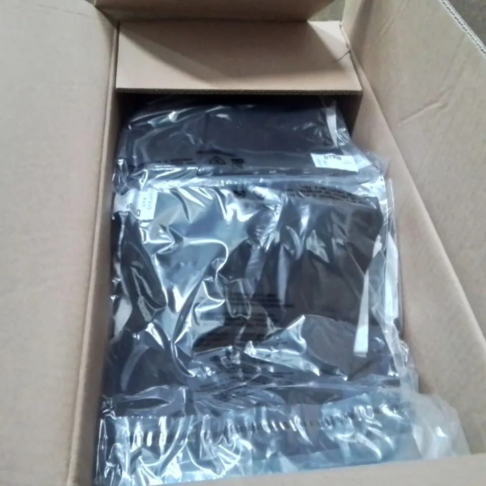 BOXED BRAND NEW APPROXIMATELY 20 CAPSULE TAPERED TROUSERS BLACK SIZE 20L