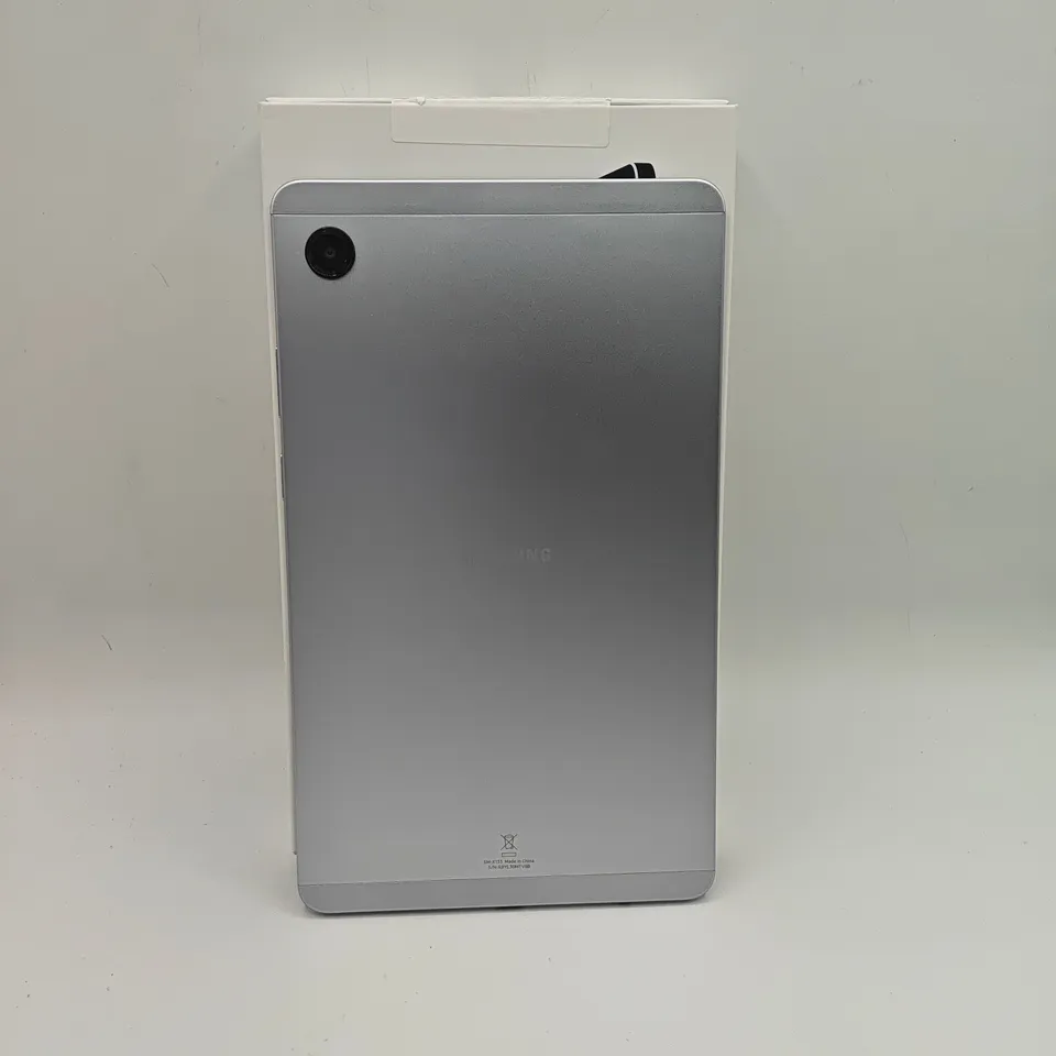 BOXED SAMSUNG GALAXY TAB A11 4/64GB IN SILVER - SM-X133
