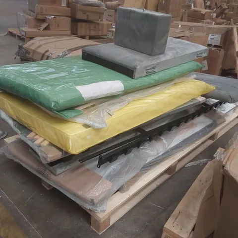 PALLET CONTAINING BED PARTS, COT MATTRESSES, HEADBOARDS ECT