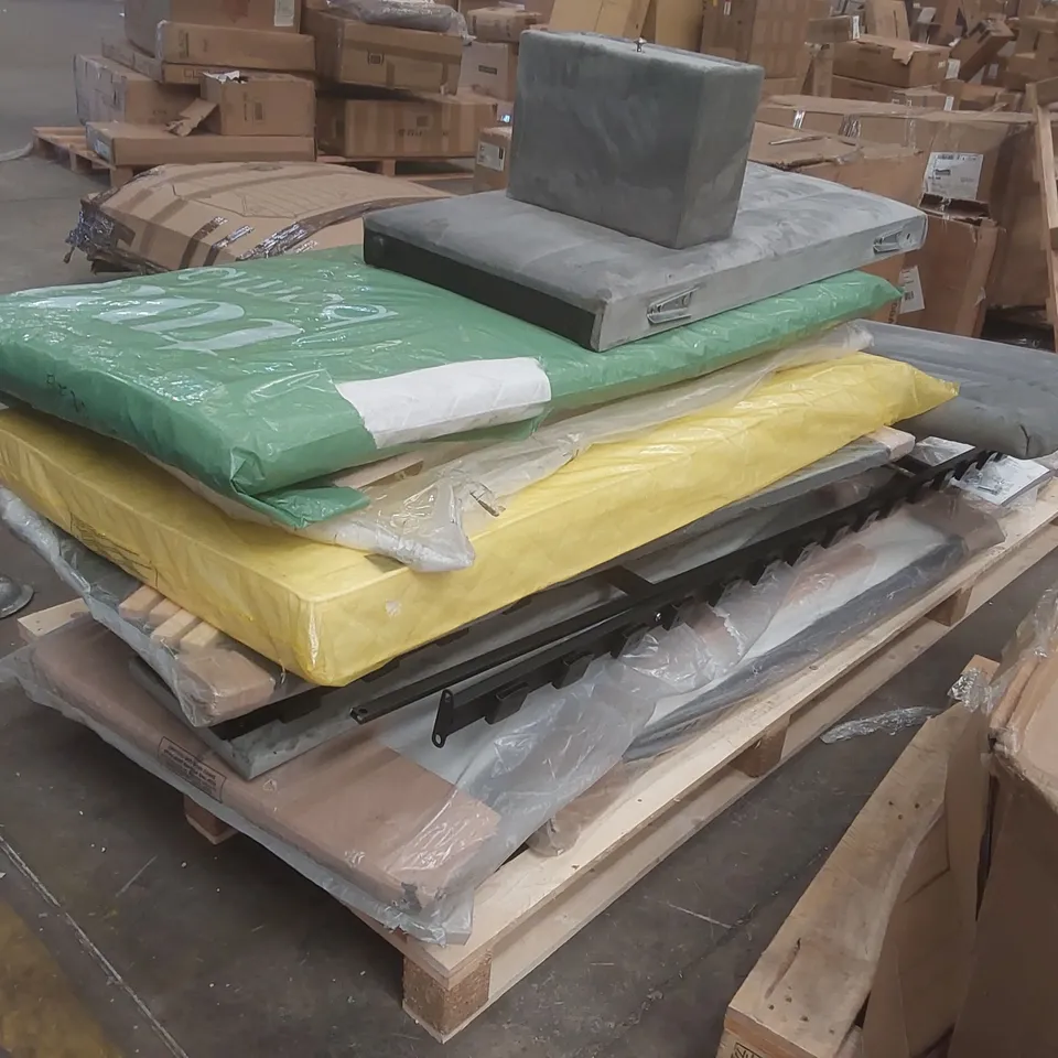 PALLET CONTAINING BED PARTS, COT MATTRESSES, HEADBOARDS ECT