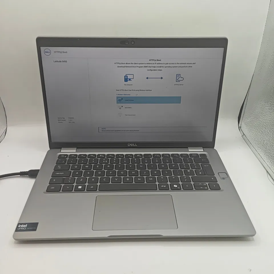 UNBOXED DELL LATITUDE 5450 INTEL VPRO LAPTOP IN SILVER - P165G