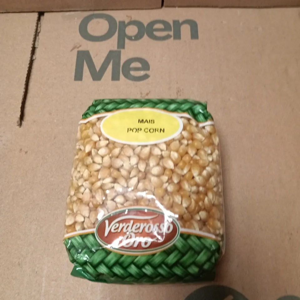 APPROXIMATELY 10 ASSORTED FOOD & DRINK ITEMS INCLUDING ALMOND OIL AND POP CORN 