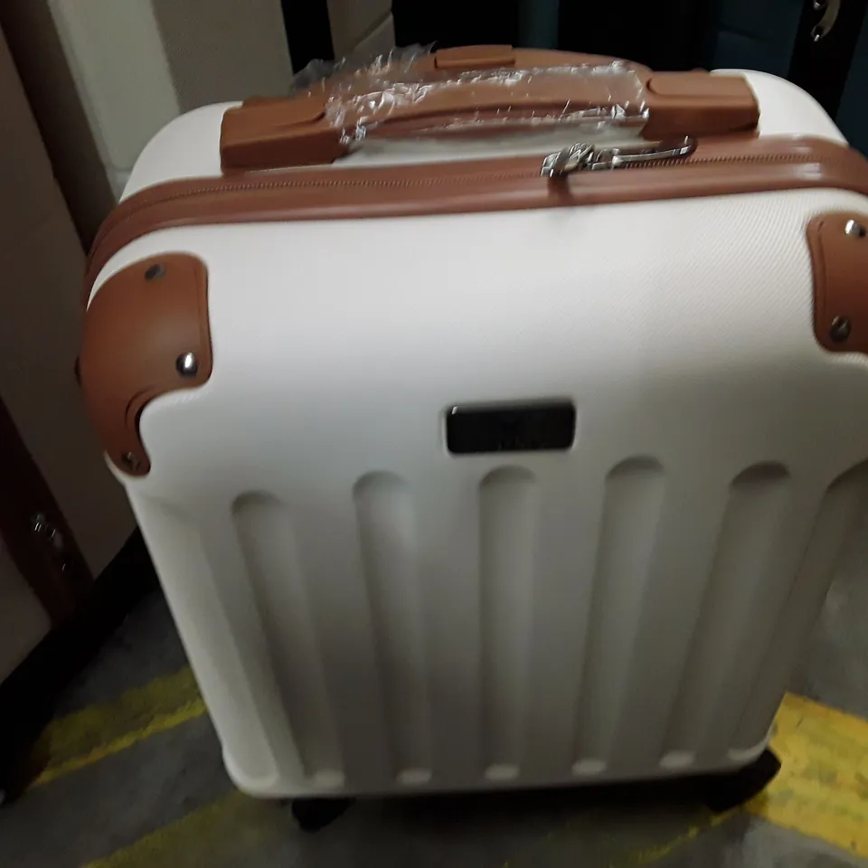 UNBOXED KEPLIN LUGG SMALL SIZE TRAVEL LUGGAGE WITH WHEELS CREAM AND BROWN COLOUR