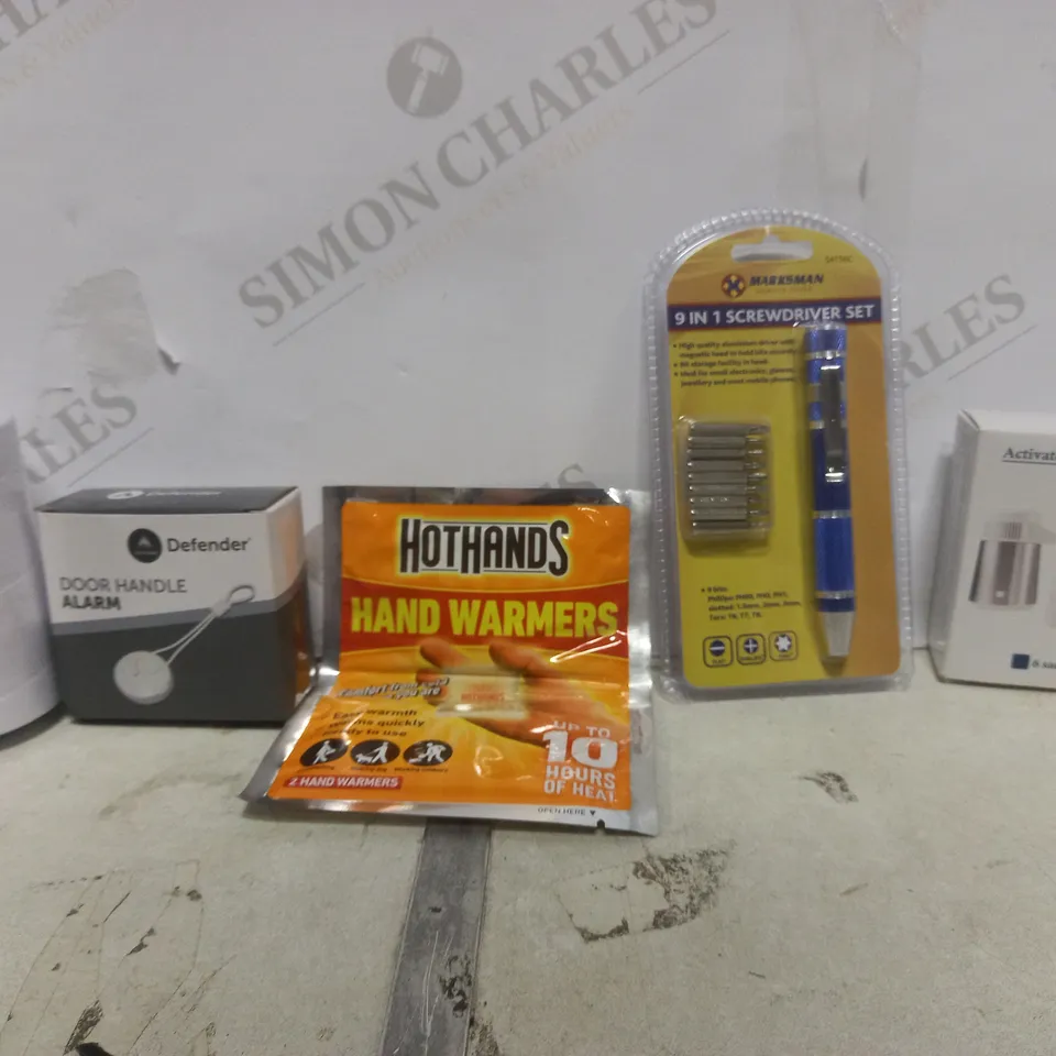 BOX OF APPROX 15 ASSORTED ITEMS TO INCLUDE - MARKSMAN 9 IN 1 SCREWDRIVER SET - HOTHANDS HAND WARMERS - DOOR HANDLE ALARM ETC