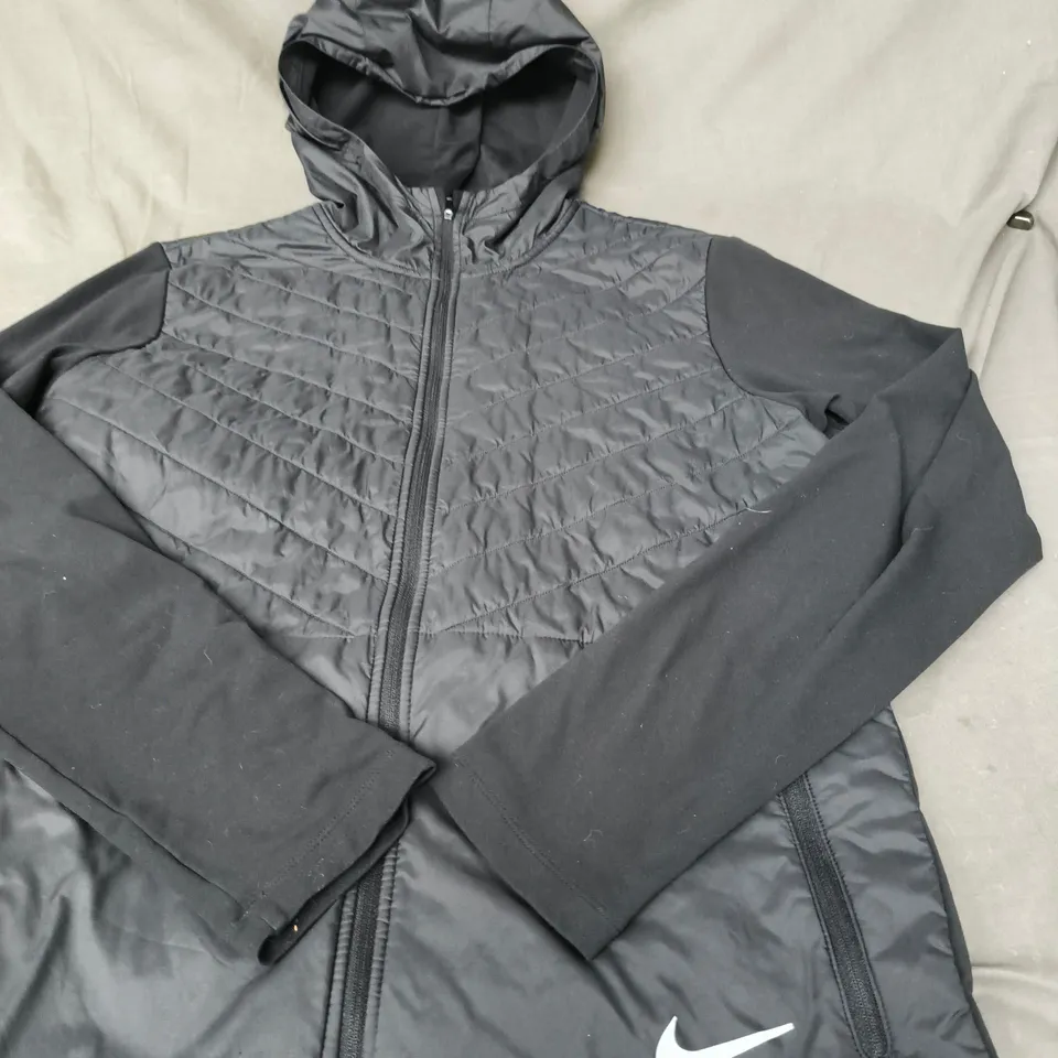 NIKE RUNNING JACKET - SIZE SMALL