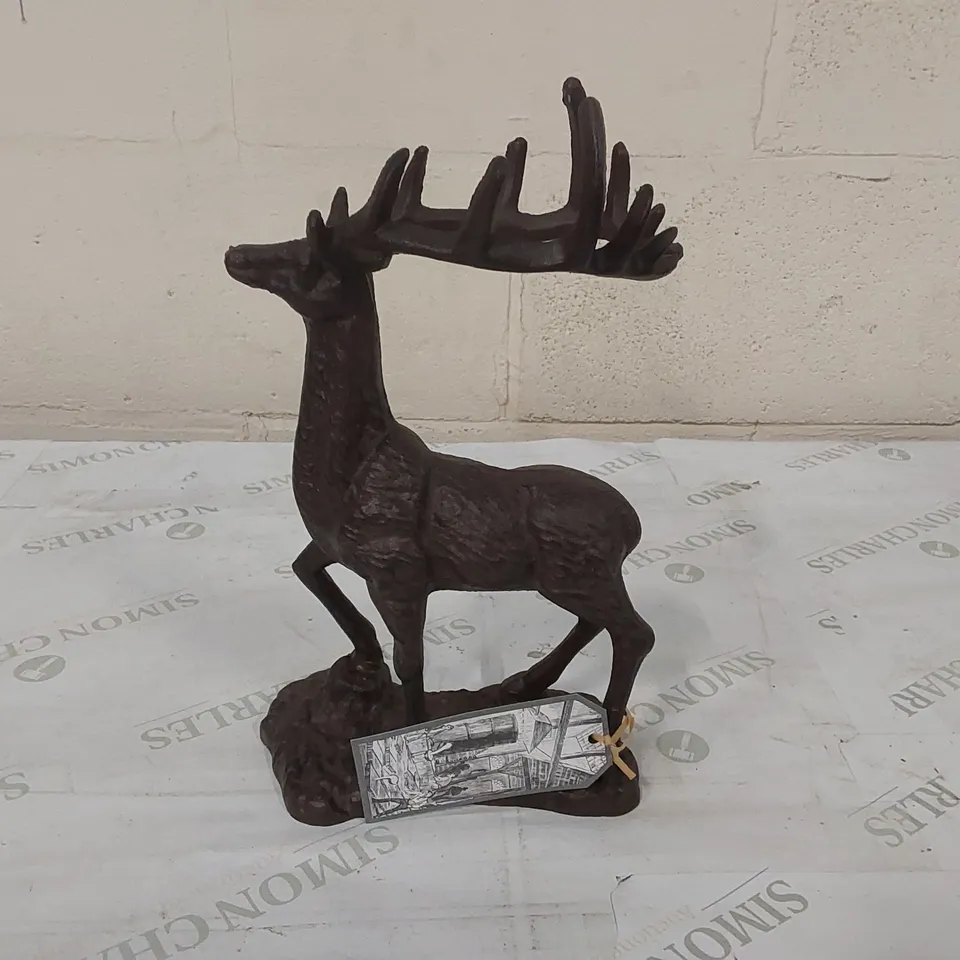 BOXED CAST IRON STAG DECORATION 