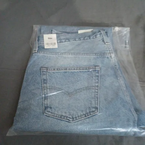 LEVI'S JEANS – BLUE DENIM, 32 X 30 