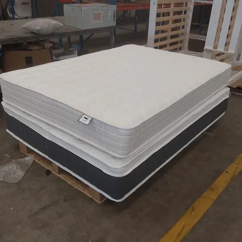 PALLET CONTAINING 2x 4'6" MATTRESSES