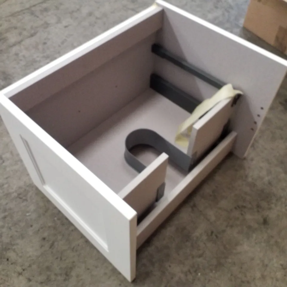 BOXED BRAND NEW CALYPSO CHELWORTH WALL HUNG VANITY UNIT IN ASPEN WHITE - 585X447X413MM