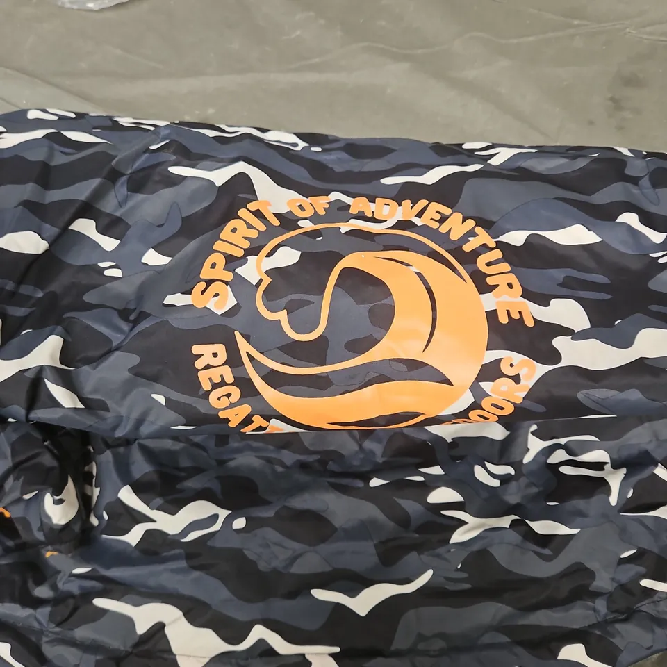 REGATTA GREAT OUTDOORS CAMOUFLAGE JACKET WITH ORANGE FLEECE LINING – HOODED