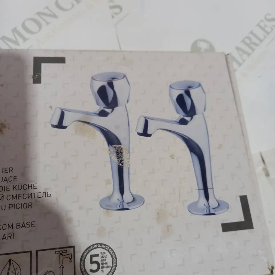 CHROME EFFECT KITCHEN TAP
