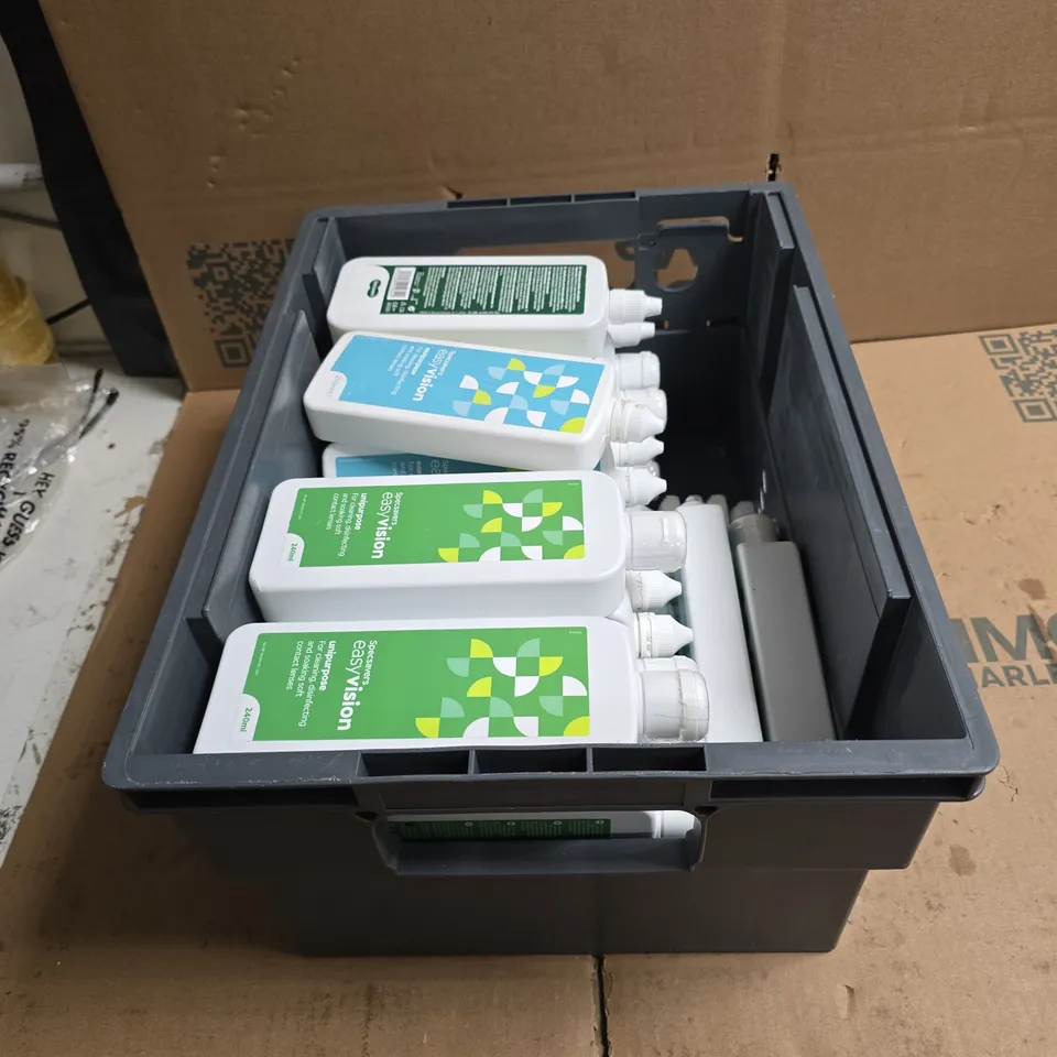 TOTE OF APPROXIMATELY 25 ASSORTED CONTACT LENS CLEANING PRODUCTS TO INCLUDE SPECSAVERS EASY VISION ETC